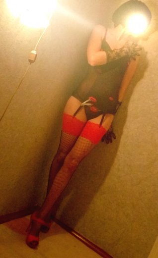 Ванесса проститутка интим салон Питера у метро Девяткино интим салон спб путаны